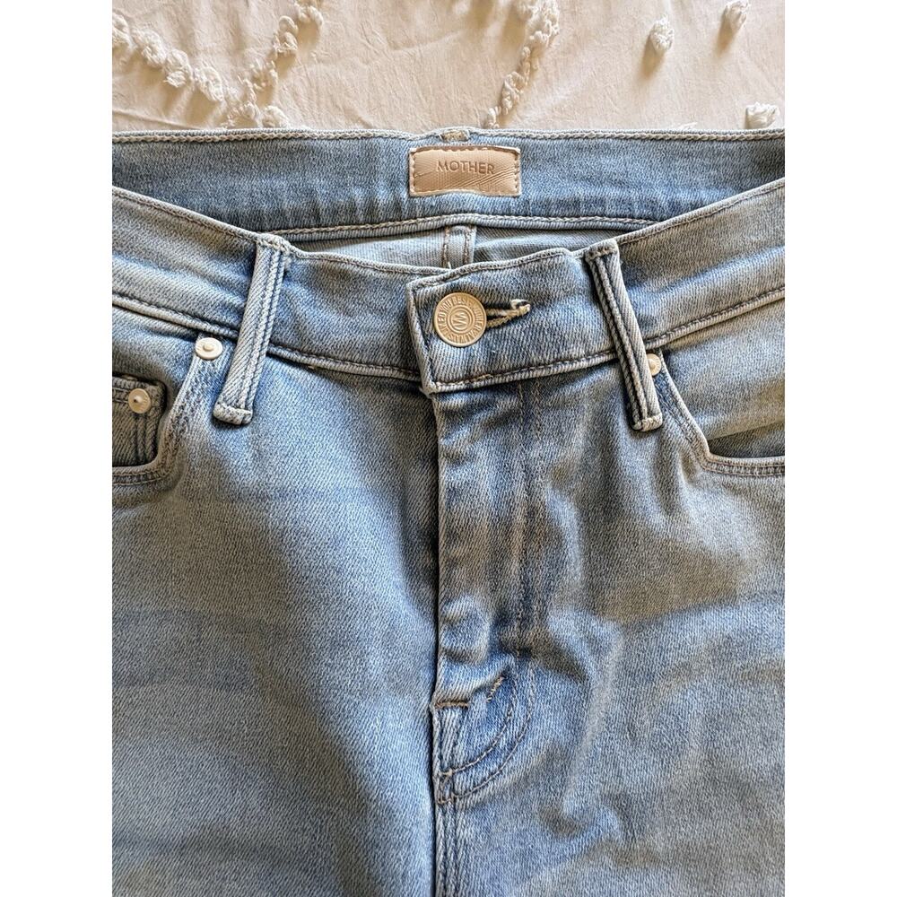 MOTHER The Weekender Fray Jeans Size 25 Swimming Pool Sunday Raw Hem Flare - Picture 6 of 13